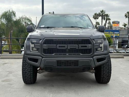 2020 Ford F-150 Raptor