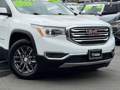Summit White 2018 GMC Acadia SLT-1