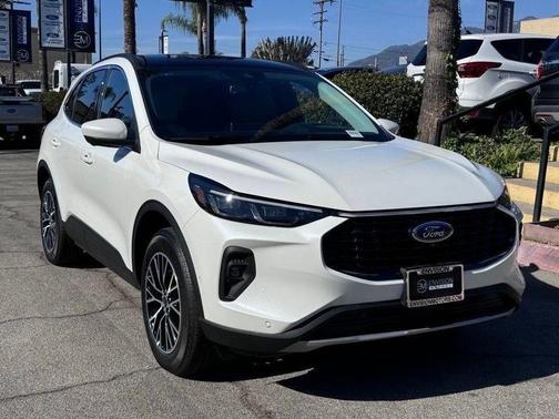 Star White 2025 Ford Escape PHEV