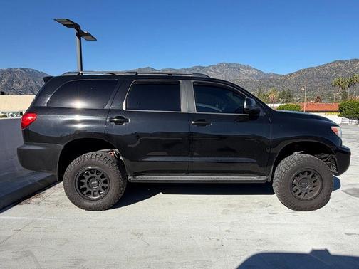 2017 Toyota Sequoia Limited