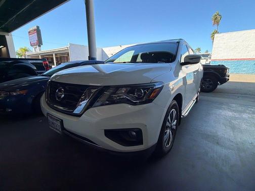 Glacier White 2020 Nissan Pathfinder SV