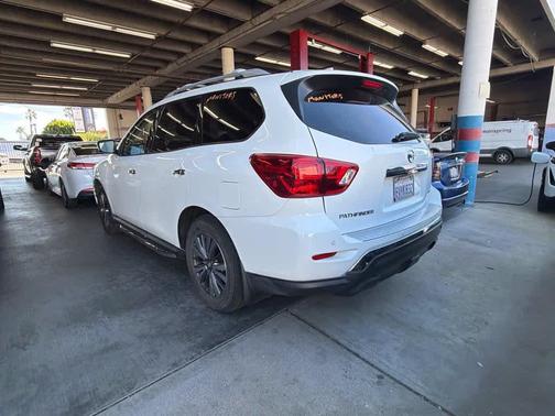 Glacier White 2020 Nissan Pathfinder SV