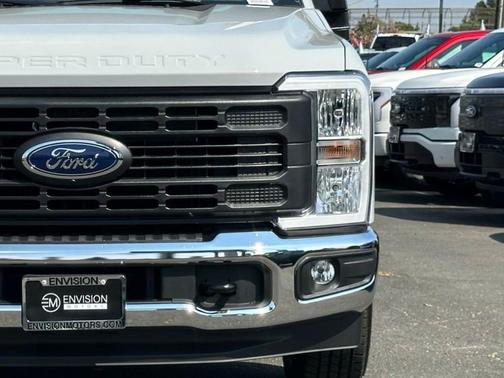 Avalanche 2026 Ford F-250 XL