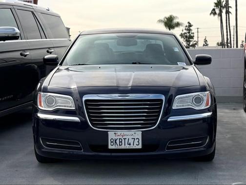 2014 Chrysler 300 Base