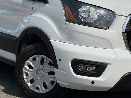 Oxford White 2024 Ford Transit-350 XLT