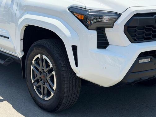 Ice 2024 Toyota Tacoma TRD Sport
