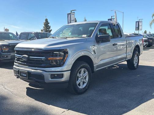 Iconic Silver Metallic 2026 Ford F-150 XLT