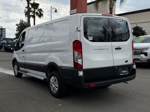 Oxford White 2024 Ford Transit-250 Base