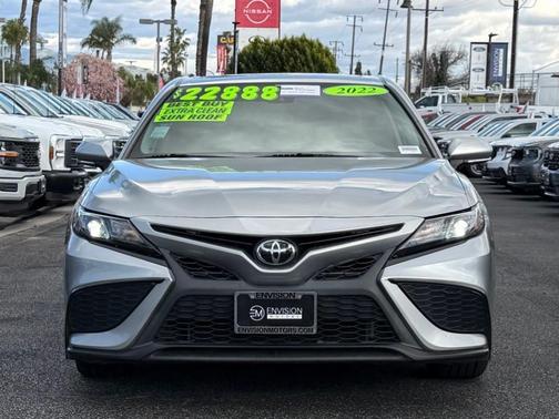 2022 Toyota Camry SE