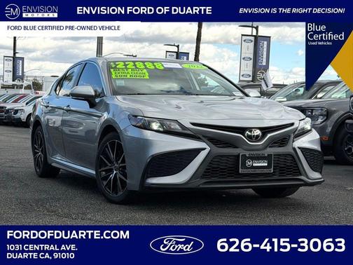 2022 Toyota Camry SE