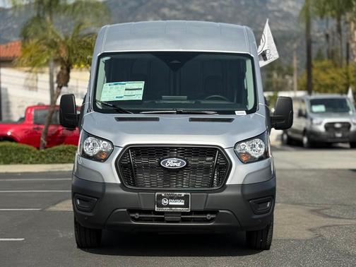 2026 Ford Transit-250 148 WB Medium Roof Cargo