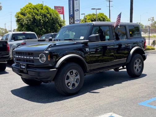 Shadow Black 2026 Ford Bronco Big Bend