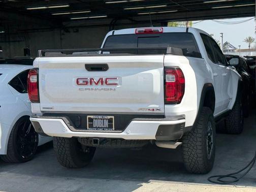 2023 GMC Canyon AT4X