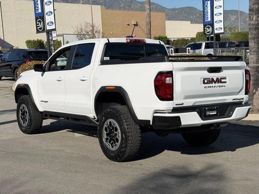 2023 GMC Canyon AT4X