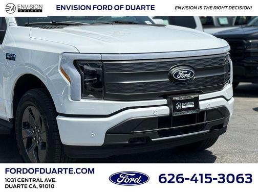 2025 Ford F-150 Lightning LARIAT