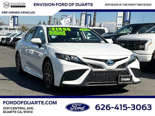 2024 Toyota Camry Hybrid SE