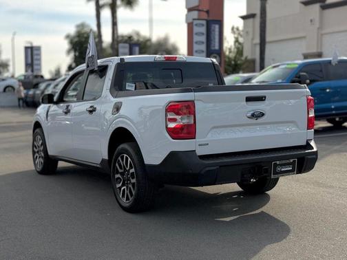 2024 Ford Maverick Lariat