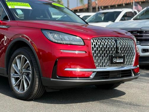 2025 Lincoln Corsair Premiere
