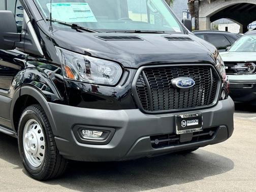 2024 Ford Transit-350 148 WB Medium Roof Cargo