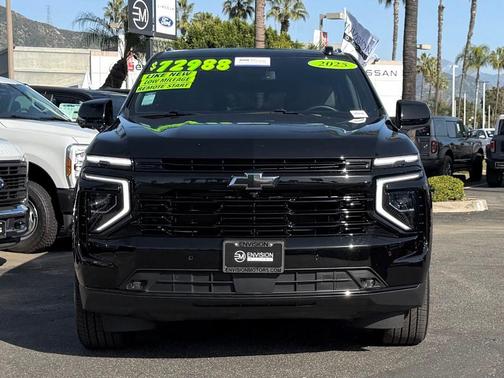 2025 Chevrolet Suburban RST