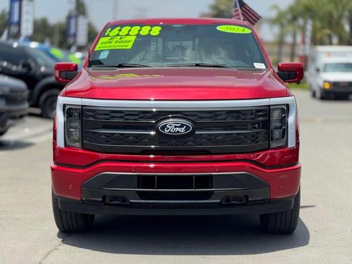 2024 Ford F-150 Lightning Platinum