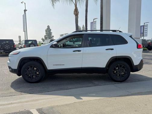 2015 Jeep Cherokee Sport