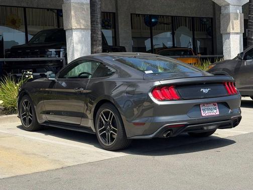 Magnetic 2018 Ford Mustang EcoBoost Premium