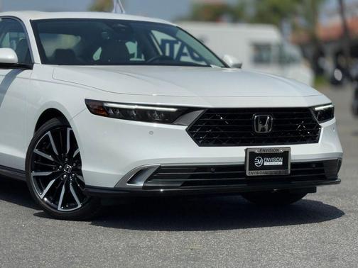 2025 Honda Accord Hybrid Touring