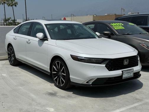 2025 Honda Accord Hybrid Touring
