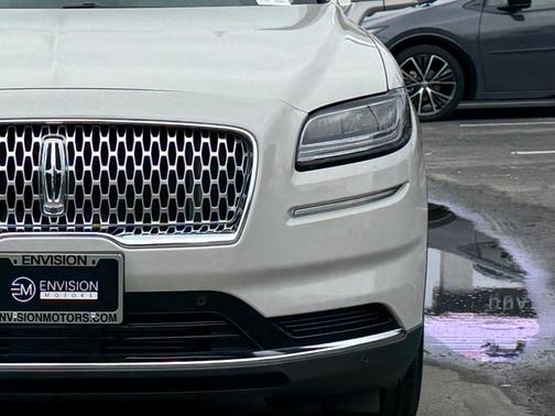 2023 Lincoln Nautilus Reserve