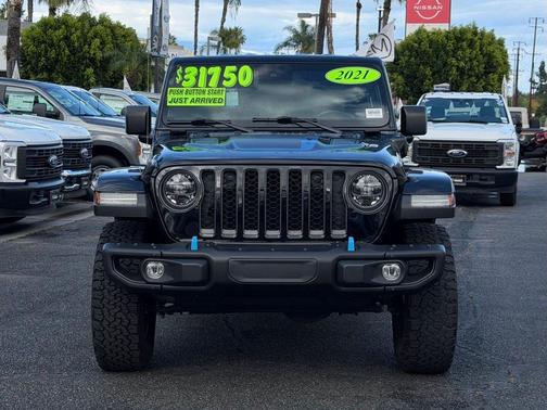 Black Clearcoat 2021 Jeep Wrangler Unlimited 4xe Rubicon