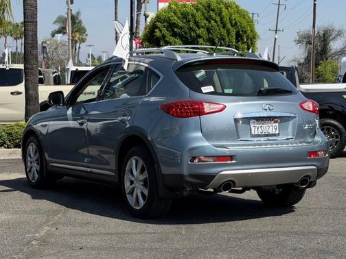 2017 INFINITI QX50 Base