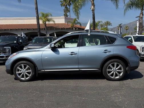 2017 INFINITI QX50 Base