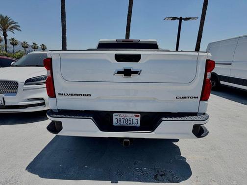 Summit White 2022 Chevrolet Silverado 1500 Limited Custom