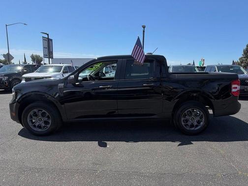 Shadow Black 2025 Ford Maverick XLT