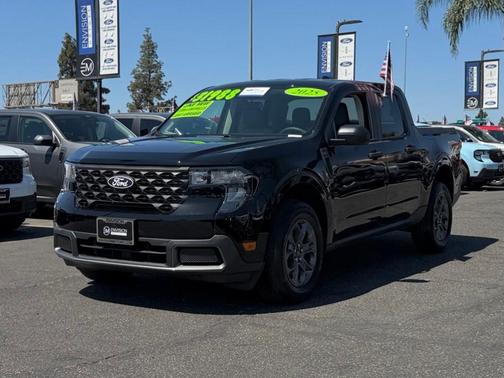 Shadow Black 2025 Ford Maverick XLT