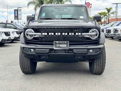 Shadow 2026 Ford Bronco Outer Banks