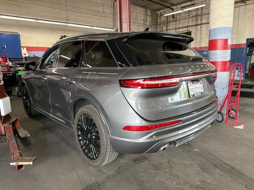 Gray Metallic 2022 Lincoln Corsair Reserve