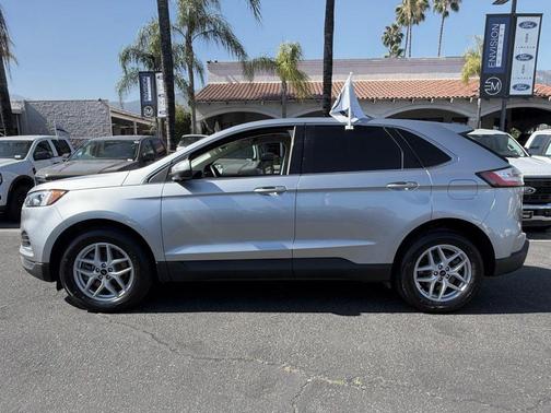 Silver Metallic 2024 Ford Edge SEL
