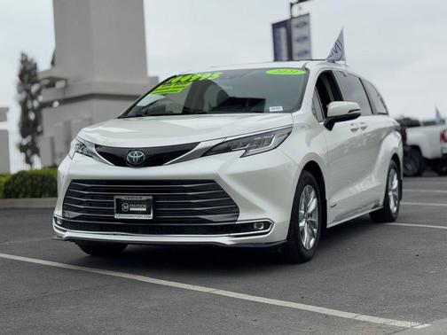 2021 Toyota Sienna Limited