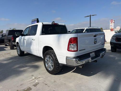 Bright White Clearcoat 2020 RAM 1500 Big Horn