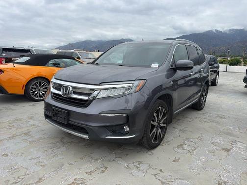 Modern Steel Metallic 2021 Honda Pilot Elite