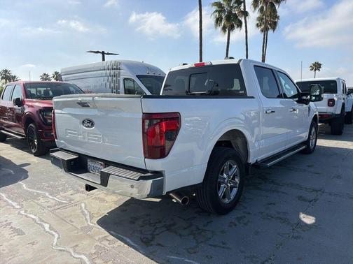 Oxford White 2024 Ford F-150 XLT