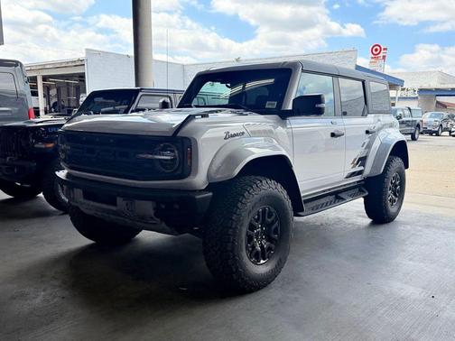 Oxford White 2023 Ford Bronco Raptor