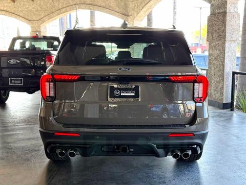 Gray 2026 Ford Explorer ST-Line