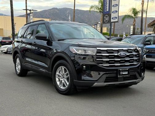 Black Metallic 2026 Ford Explorer Active