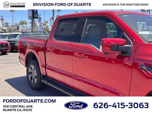 2025 Ford F-150 Lightning LARIAT