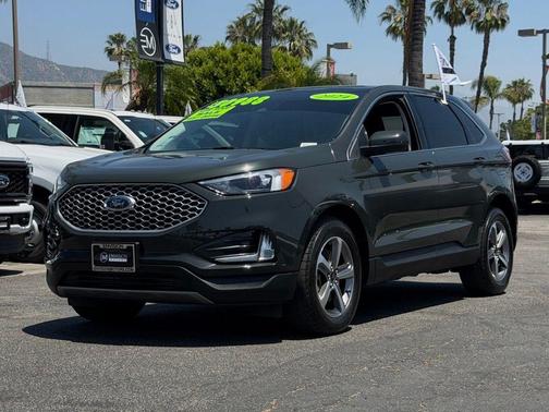 Green Metallic 2024 Ford Edge SEL