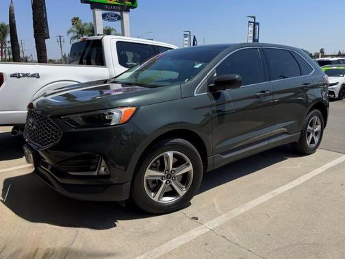 Green Metallic 2024 Ford Edge SEL