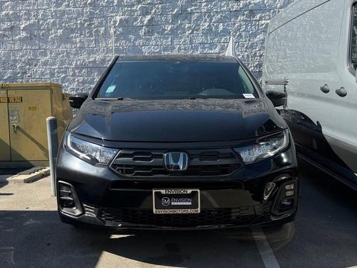 Crystal Black Pearl 2025 Honda Odyssey Sport-L